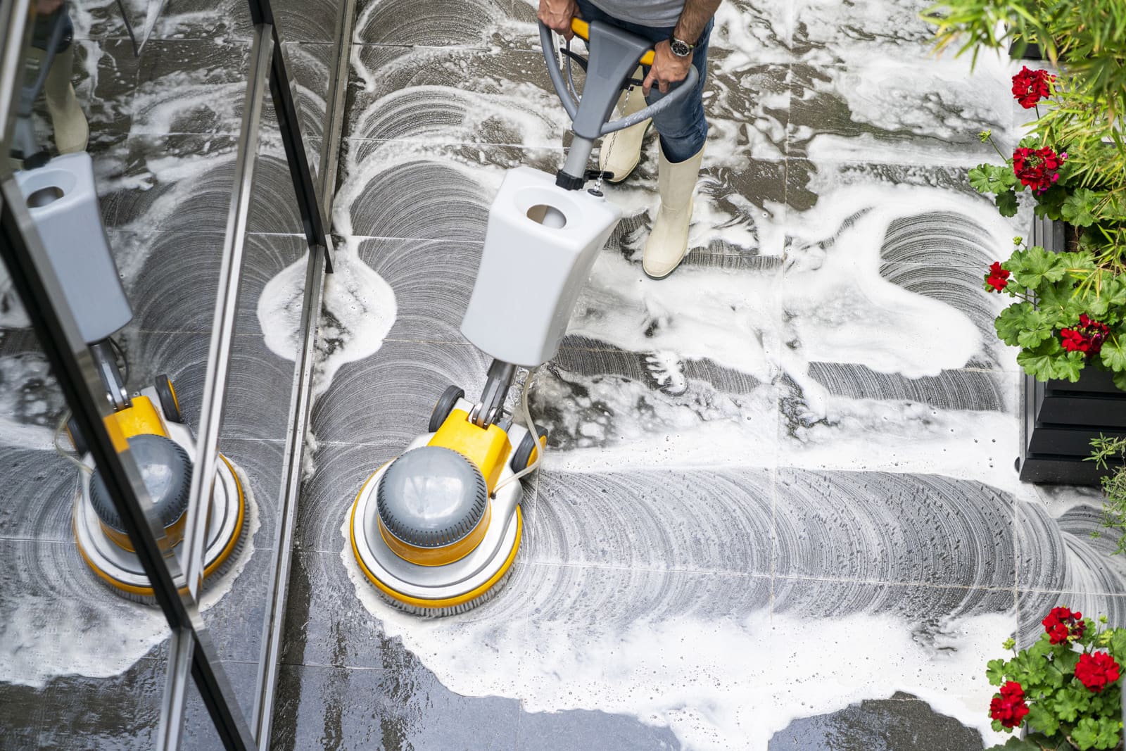 Low-Pressure Soft Washing Process